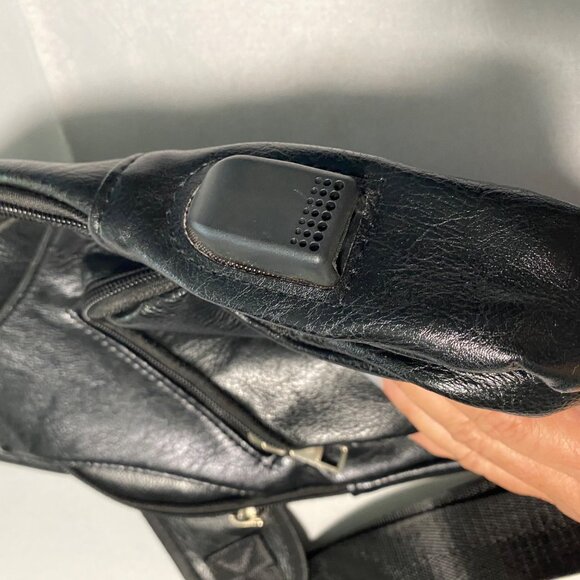 USB Charging Sling Backpack Purse Adjustable Strap Multiple Zipper Pockets Black - Picture 5 of 9